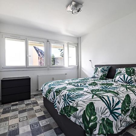 Le Zentop Chalon-sur-Saone Luaran gambar